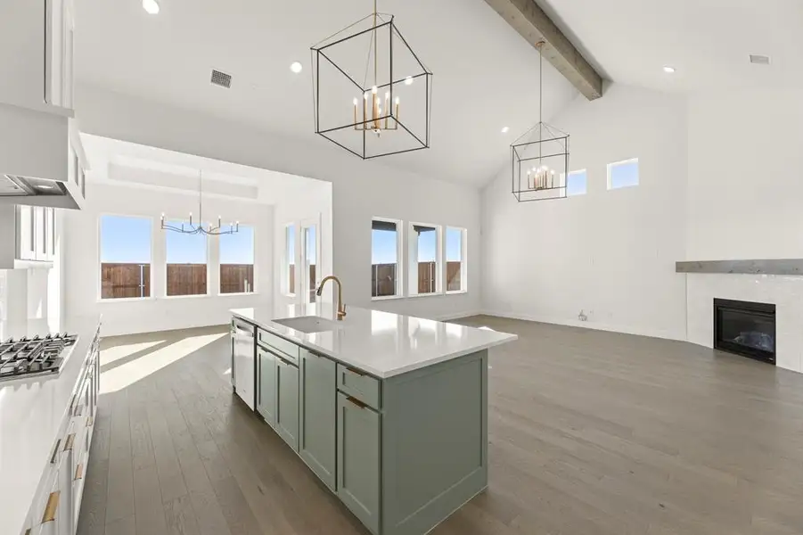 11. 3115 Tobias - Kitchen (3)