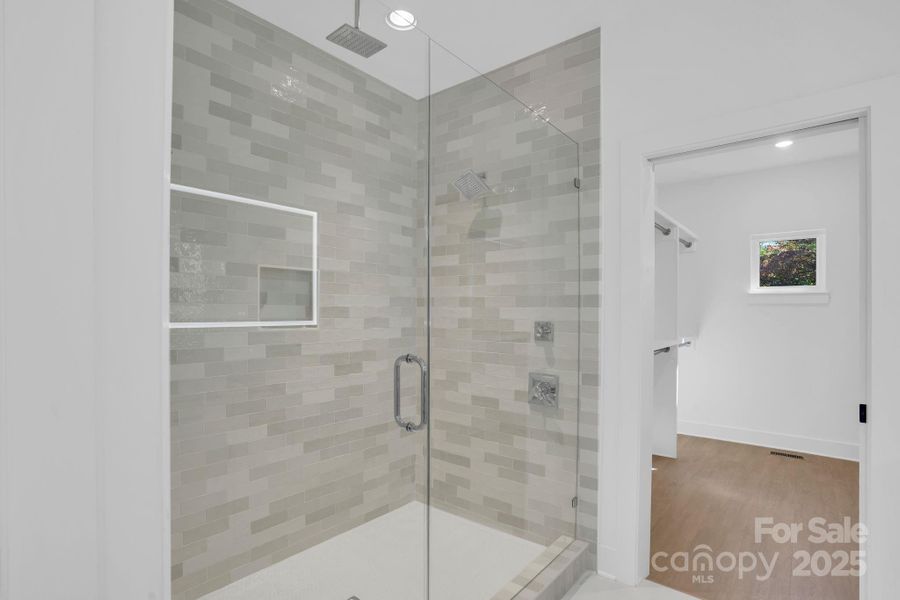 Image 26 of a home in . Image 26 of a home in .