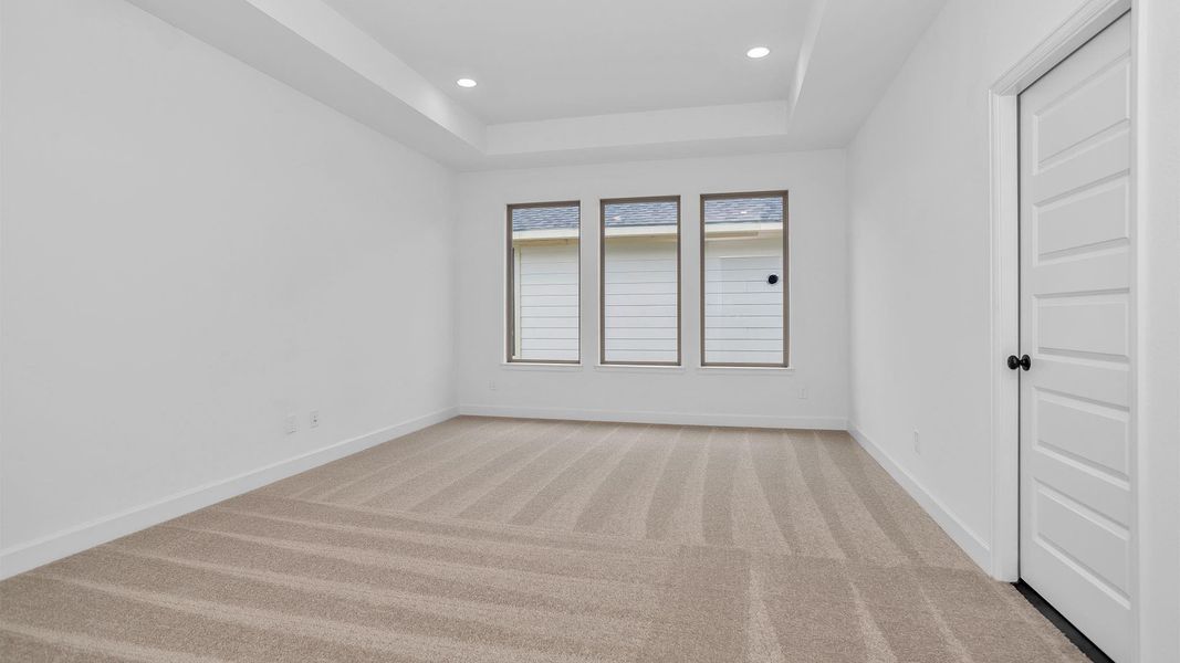 Spacious, unfurnished interior of a new home in StoneCreek Estates, Richmond (Image 10).