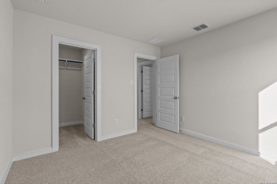 Spacious, unfurnished interior of a new home in Garden Grove, San Antonio (Image 30). Spacious, unfurnished interior of a new home in Garden Grove, San Antonio (Image 30).