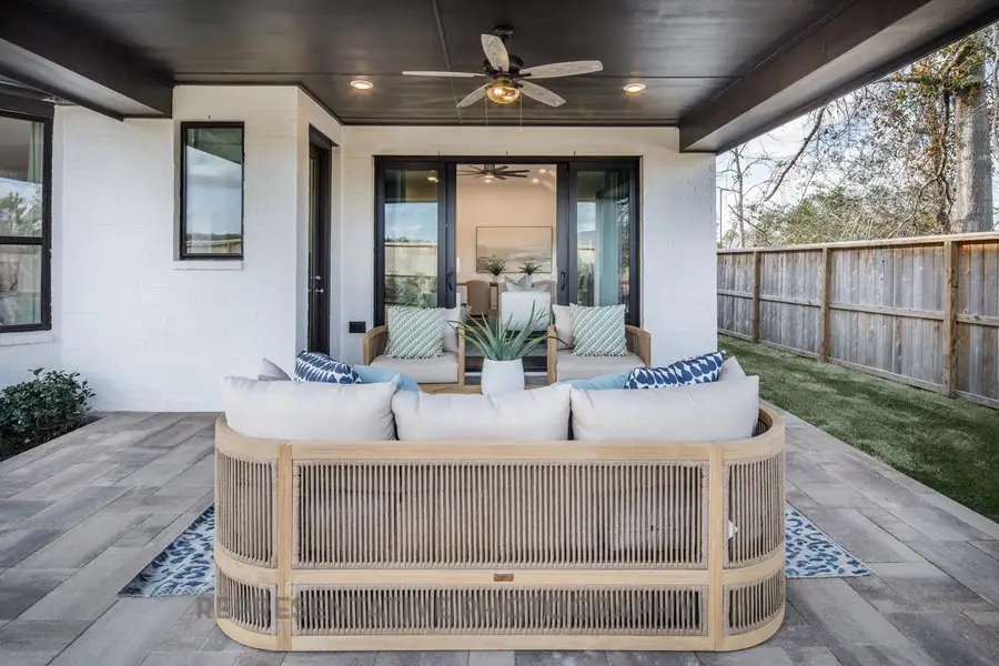 Exterior details and patio area of a home in Riceland: 50ft. lots, Mont Belvieu (Image 2).