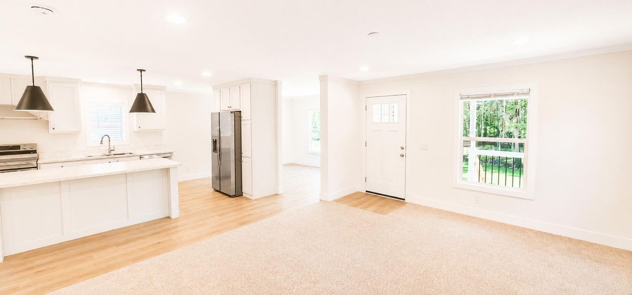 Image 36 of a home in .