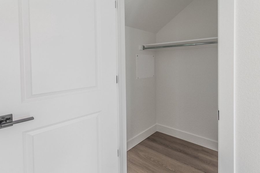Spacious, unfurnished interior of a new home in Bloom, Fort Collins (Image 35).