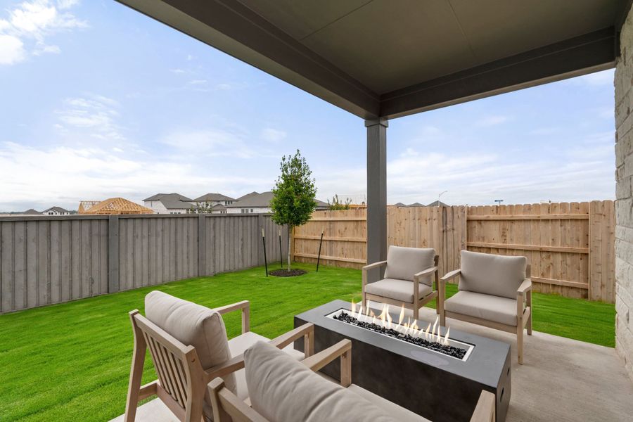 Representative exterior details of a home built from the Tribeca by Tri Pointe Homes in Park Central, Georgetown (Image 31).