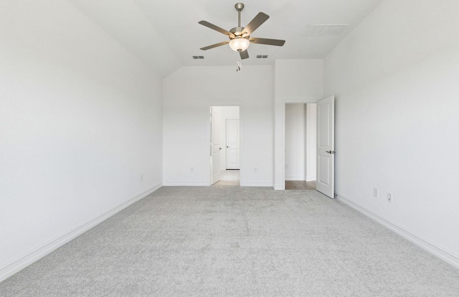 Spacious, unfurnished interior of a new home in Ribbonwood, Aubrey (Image 22). Spacious, unfurnished interior of a new home in Ribbonwood, Aubrey (Image 22).