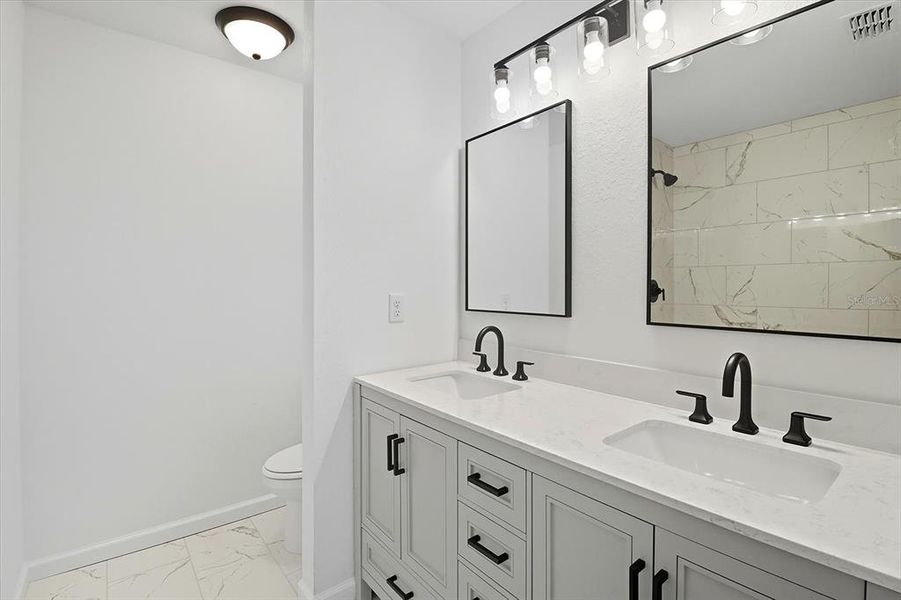 Furnished interior view inside a new home in , Dunnellon (Image 9).