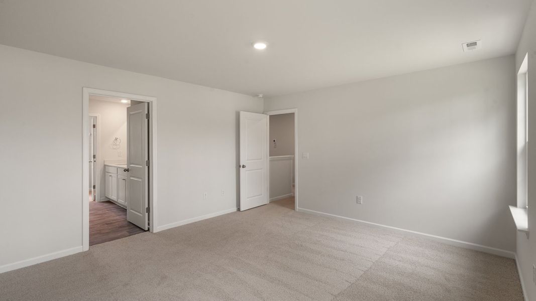 Spacious, unfurnished interior of a new home in Faircrest, Greensboro (Image 15). Spacious, unfurnished interior of a new home in Faircrest, Greensboro (Image 15).