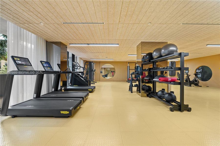Community amenities in , Miami (Image 31).