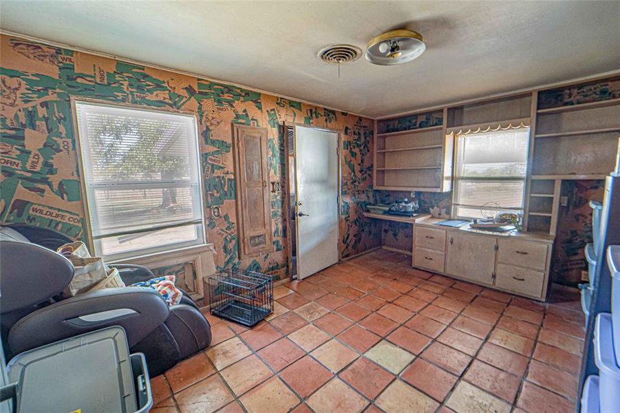 Bonus room just off of mudroom/laundry room