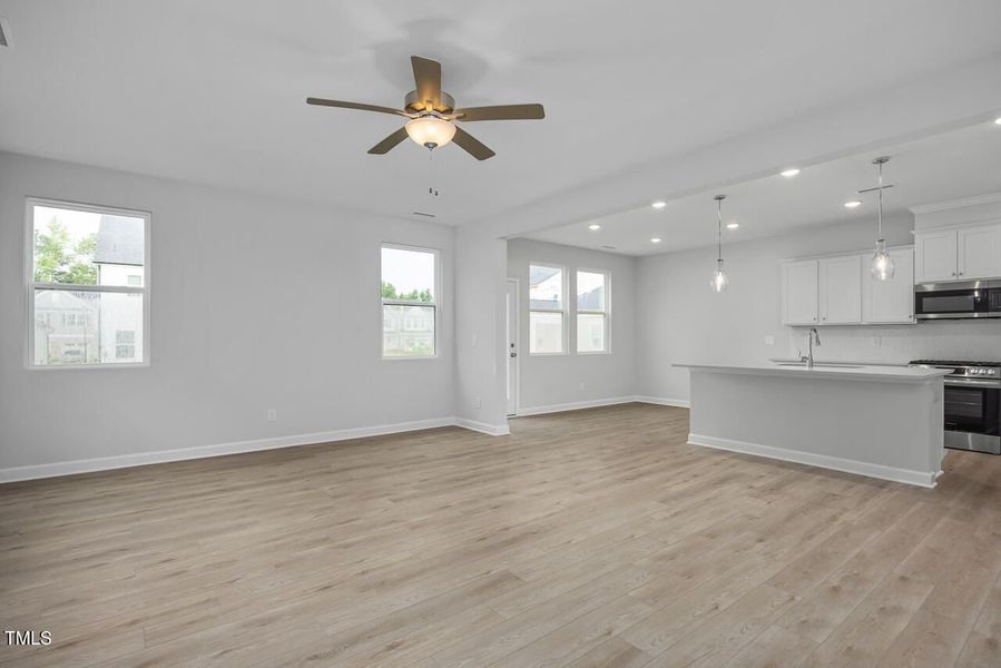 Spacious, unfurnished interior of a new home in Gregory Village, Lillington (Image 21).