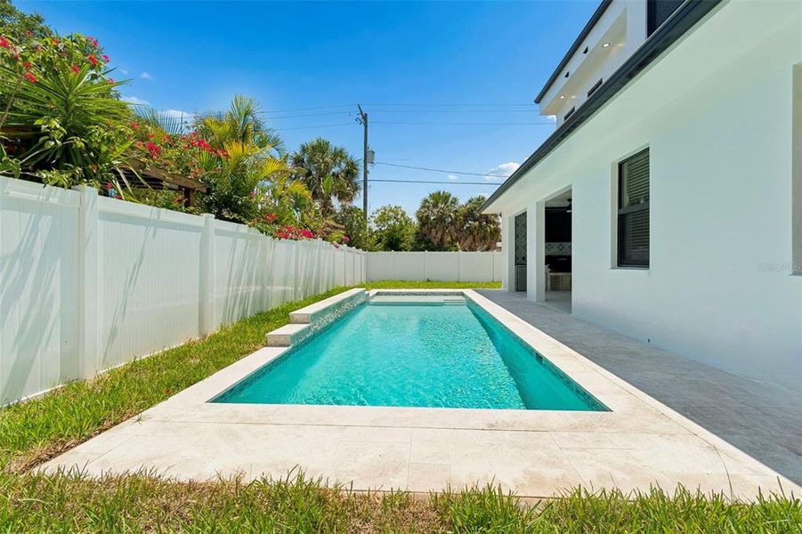 Exterior details and patio area of a home in , Tampa (Image 41).