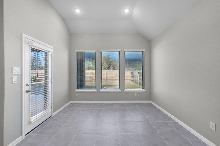 Spacious, unfurnished interior of a new home in Dellrose, Hockley (Image 22).