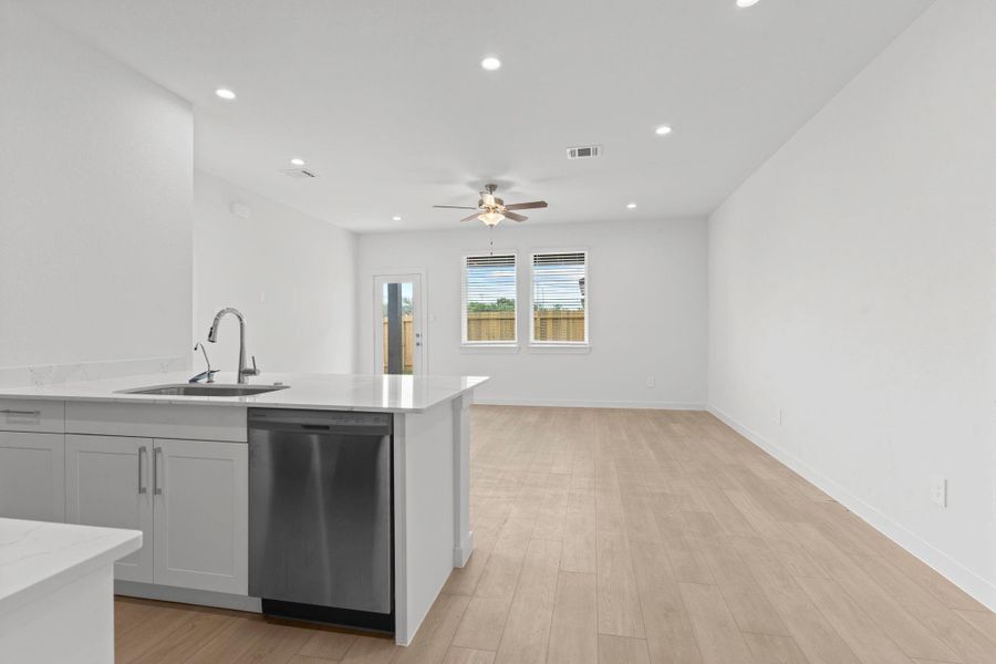 *Images and 3D tour are for illustration only and options may vary from home as built.