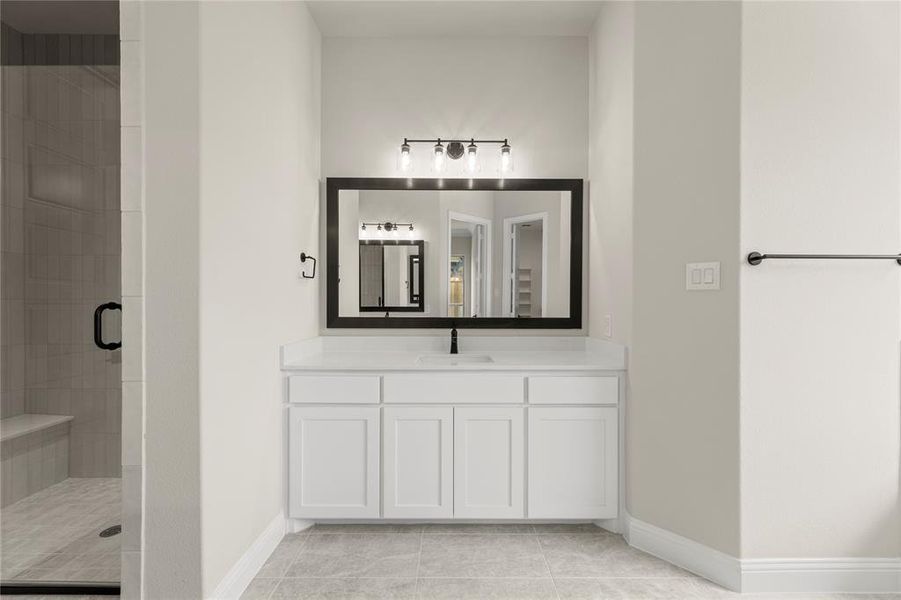 23. 1739 Gem - Bath (4)