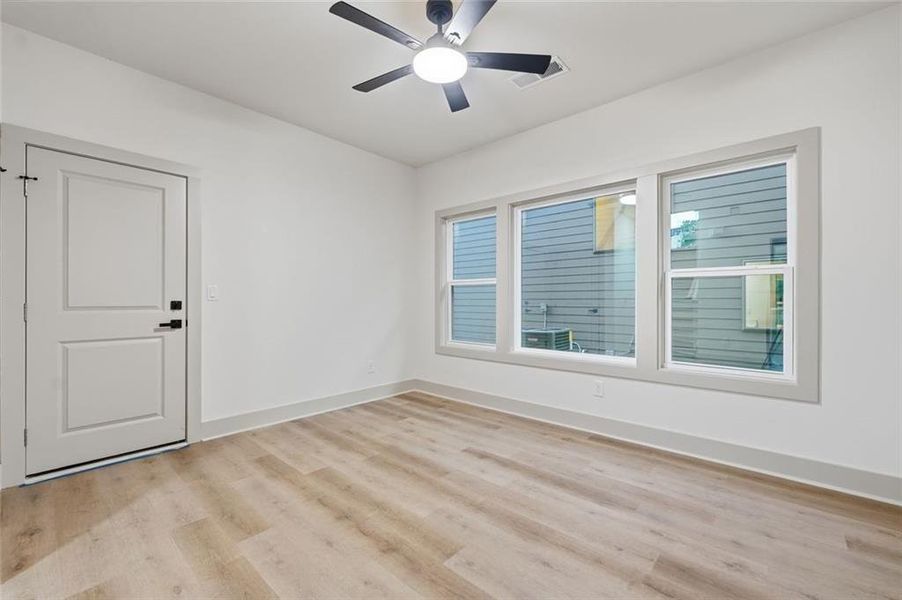 Spacious, unfurnished interior of a new home in , Athens (Image 22).