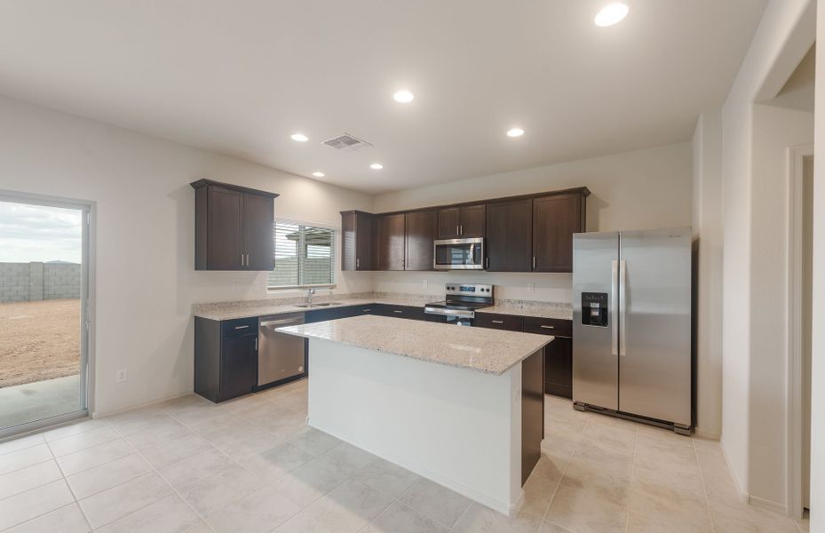 Furnished interior view inside a new home in El Rancho Santa Rosa, Maricopa (Image 7).
