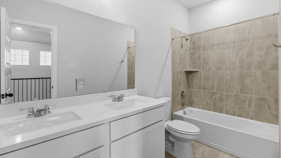 Representative furnished interior of a home built from the Altitude by Brightland Homes in Mostyn Springs, Magnolia (Image 17).