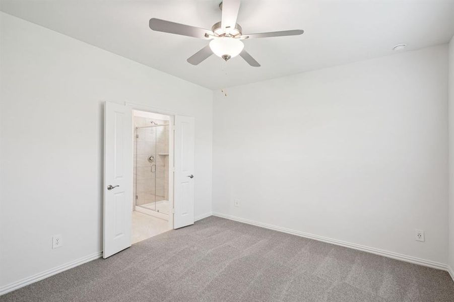 Photo is not of the actual home, but is an inspirational photo of builder’s model home and may depict options, furnishings, and/or decorator features that are not included. Photo is not of the actual home, but is an inspirational photo of builder’s model home and may depict options, furnishings, and/or decorator features that are not included.