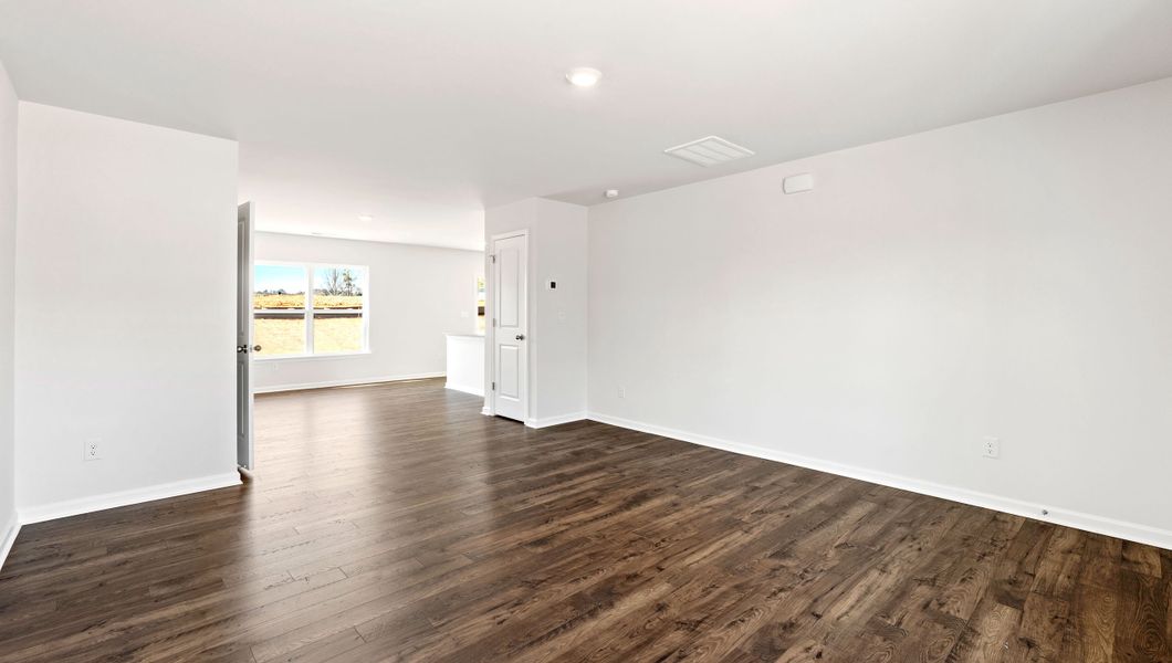 Spacious, unfurnished interior of a new home in Harper Ridge, Roebuck (Image 15).