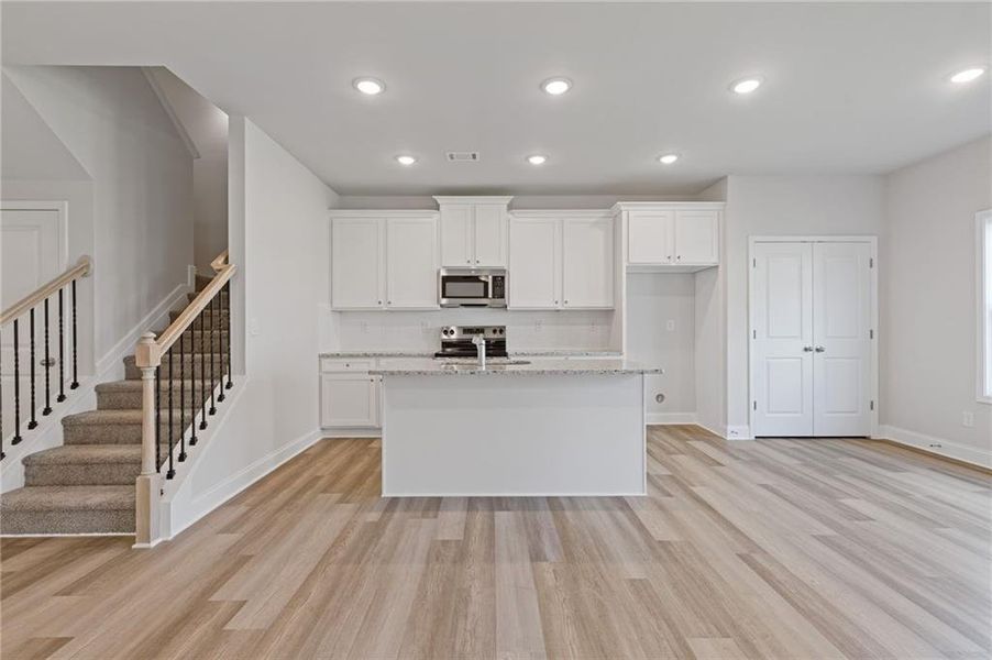 Image 12 of a home in .