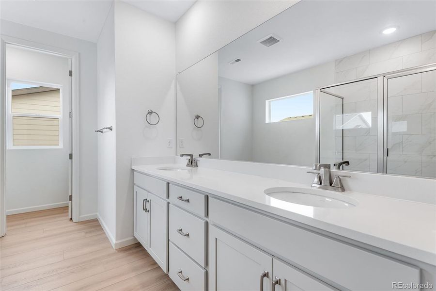 Furnished interior view inside a new home in Reunion, Commerce City (Image 11).