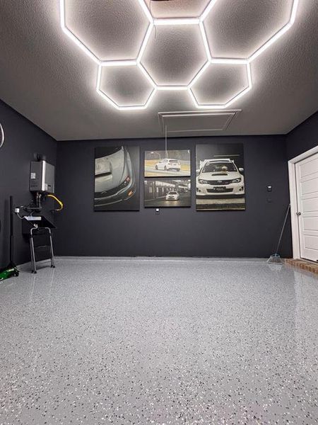 Spacious, unfurnished interior of a new home in , Denton (Image 20).