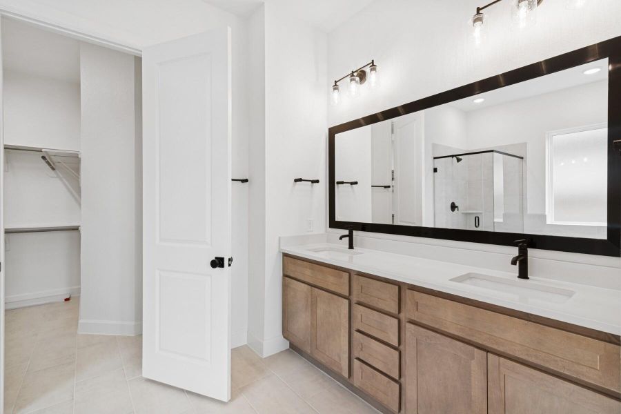 Furnished interior view inside a new home in Harvest Green 45', Richmond (Image 4).