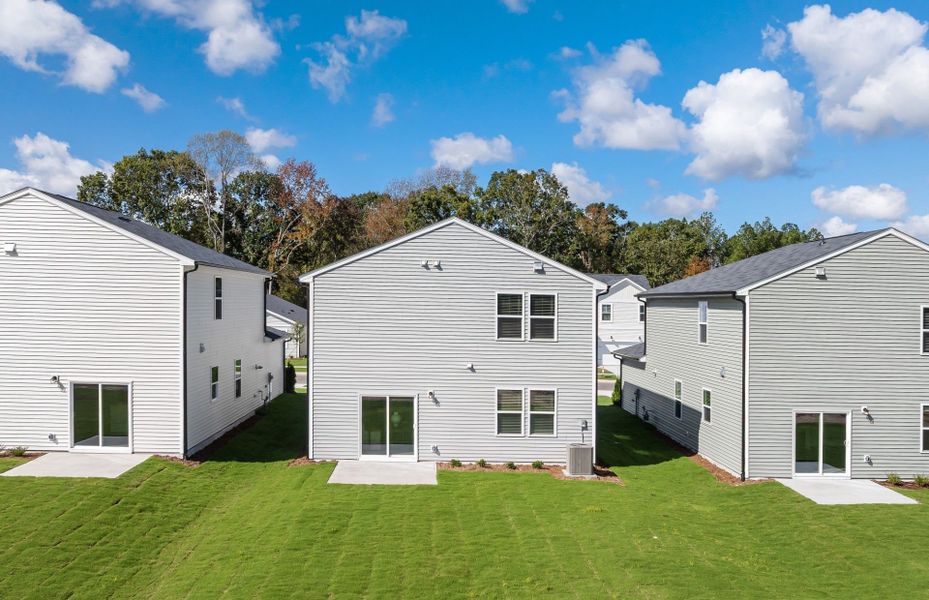 Image 29 representing the Oriole by Centex in Carpenter Falls, Durham, NC.