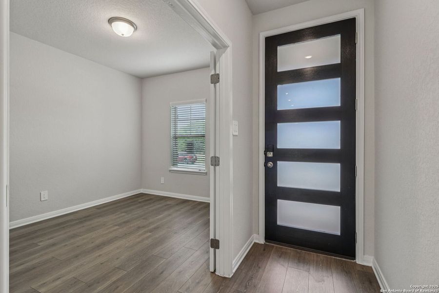 Spacious, unfurnished interior of a new home in Royal Crest, San Antonio (Image 37). Spacious, unfurnished interior of a new home in Royal Crest, San Antonio (Image 37).