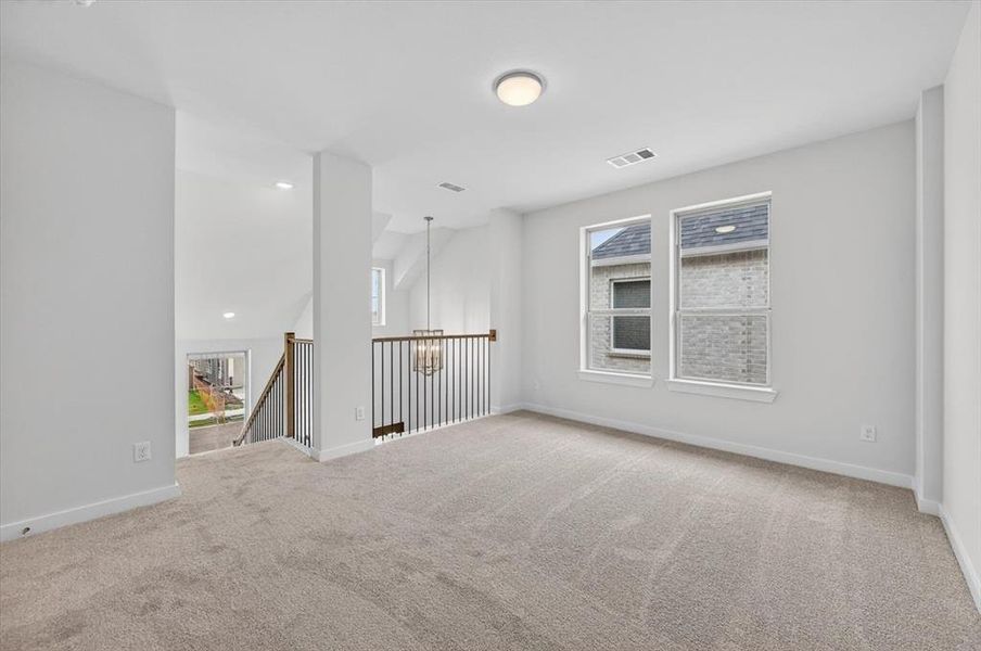 Spacious, unfurnished interior of a new home in Wellington, Haslet (Image 13).