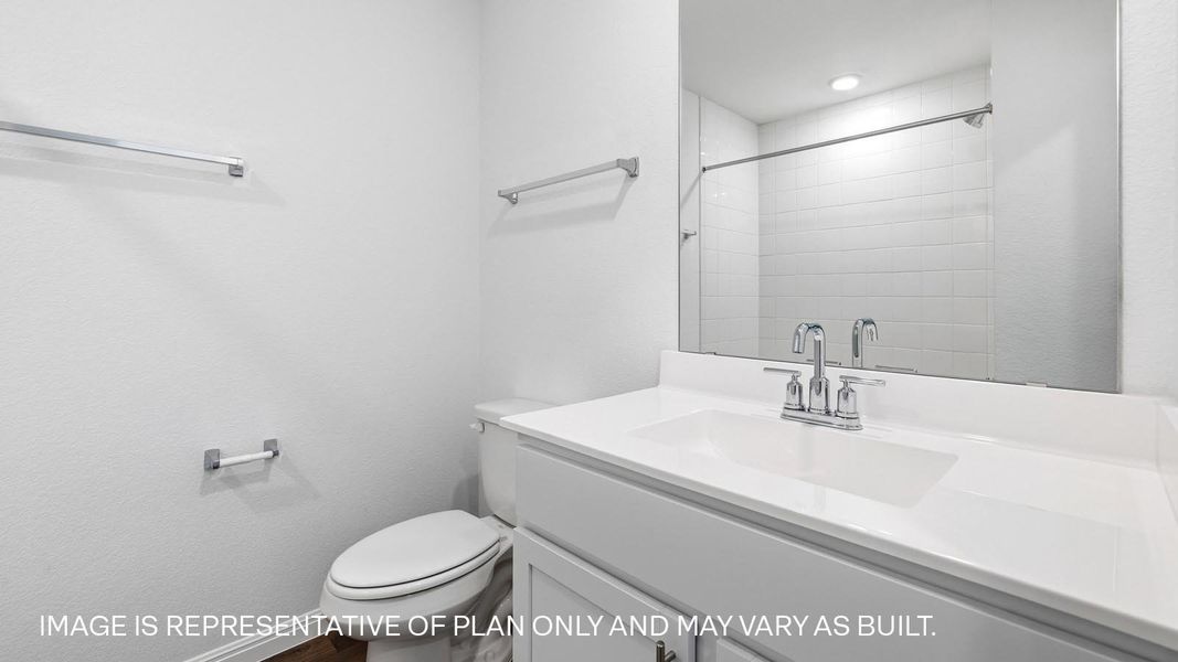 Representative interior finishes for a home built from the The Easton by D.R. Horton in Prairie Lakes, Buda (Image 8).