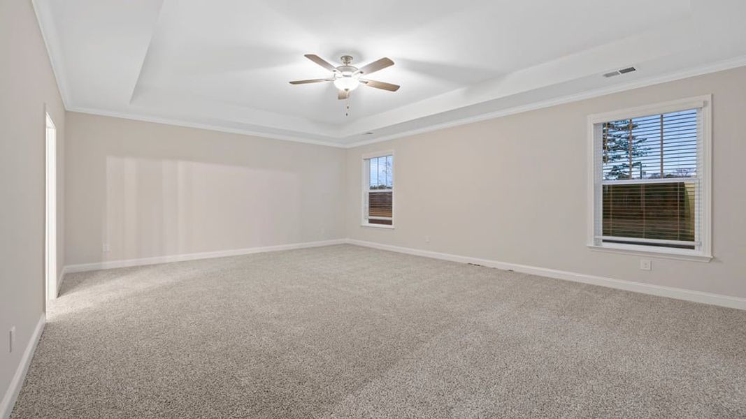 Spacious, unfurnished interior of a new home in Pinebrook, Woodruff (Image 31).
