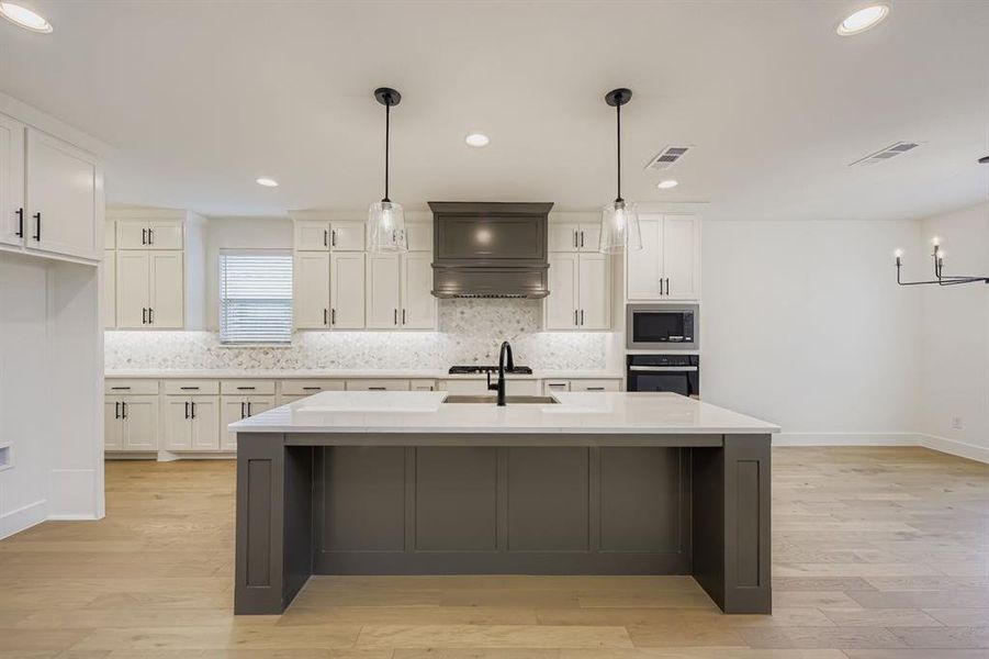 Furnished interior view inside a new home in Sweetgrass 50s, Haslet (Image 8).