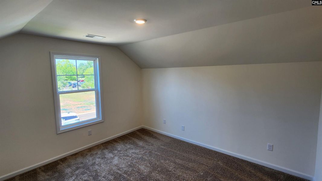 Spacious, unfurnished interior of a new home in Bickley Station, Irmo (Image 36).