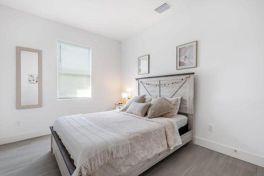 Furnished interior view inside a new home in , West Palm Beach (Image 7).