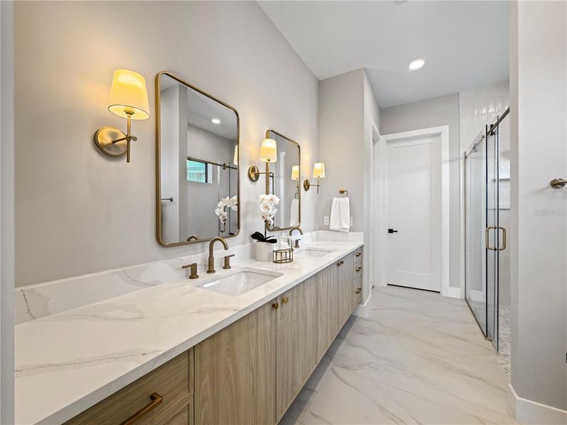 Furnished interior view inside a new home in College Park, Orlando (Image 86).