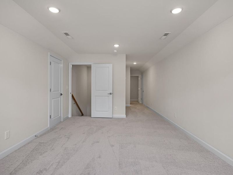 Spacious, unfurnished interior of a new home in Wellers Knoll, Lillington (Image 29).