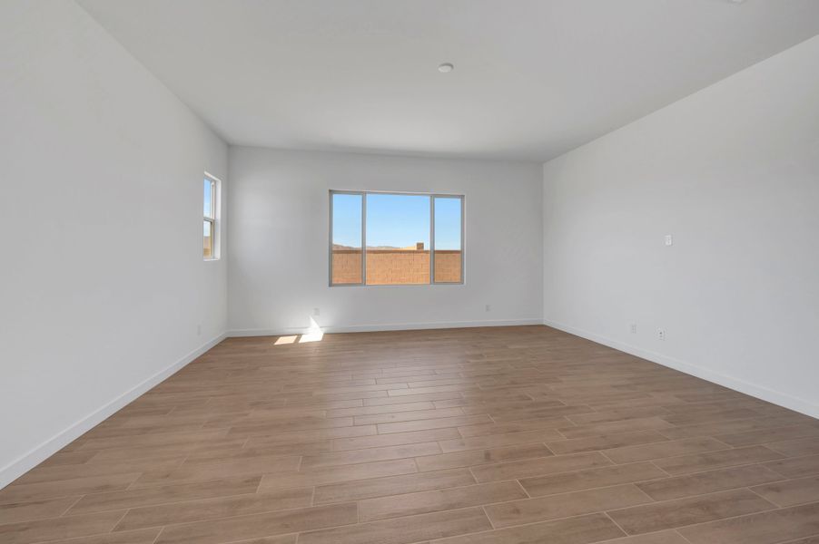 Spacious, unfurnished interior of a new home in Abel Ranch, Goodyear (Image 40).