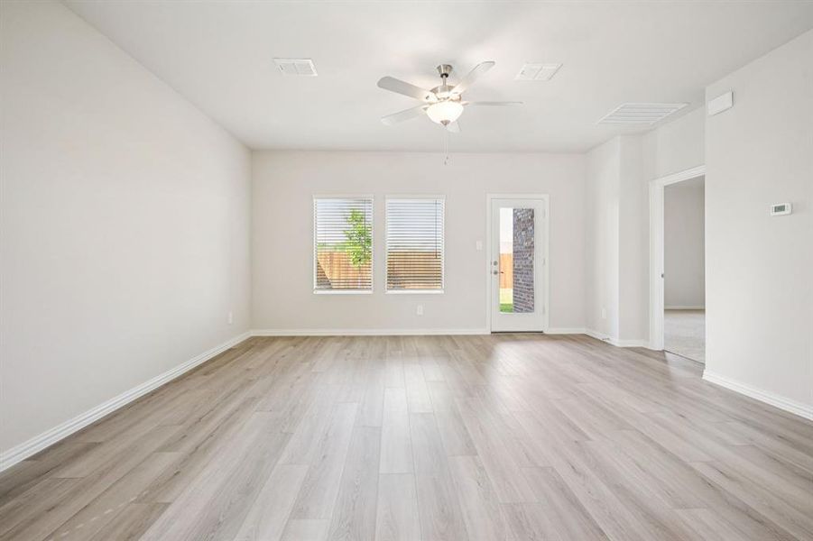 Photo is not of the actual home, but is an inspirational photo of builder’s model home and may depict options, furnishings, and/or decorator features that are not included.