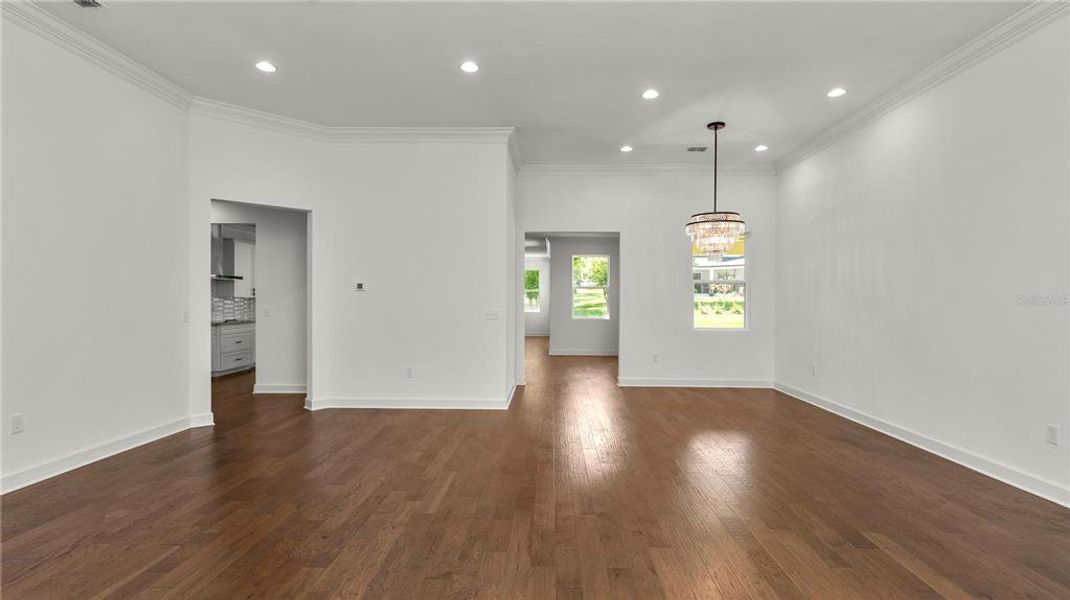 Spacious, unfurnished interior of a new home in , Lakeland (Image 37).