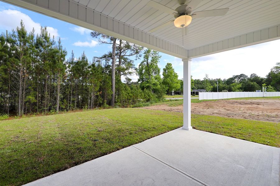 Exterior details and patio area of a home in Hainer Place, Conway (Image 4).