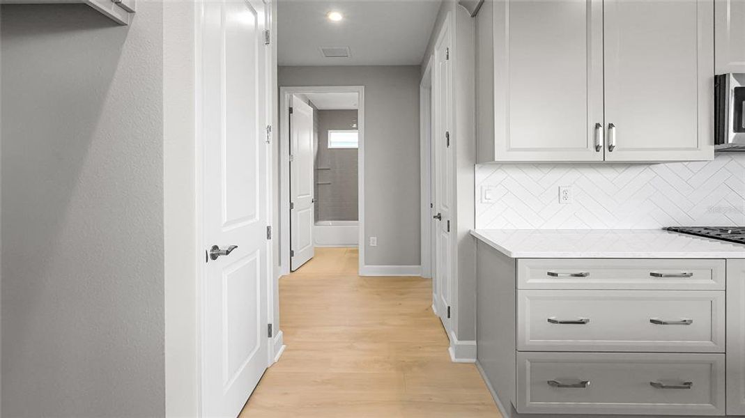 Furnished interior view inside a new home in Cresswind at Lake Harris, Tavares (Image 15). Furnished interior view inside a new home in Cresswind at Lake Harris, Tavares (Image 15).