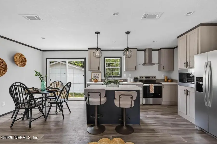 Furnished interior view inside a new home in , Callahan (Image 10).