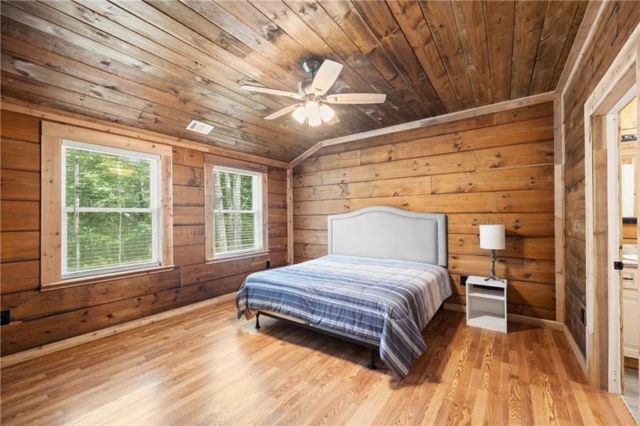 Furnished interior view inside a new home in , Jasper (Image 13).
