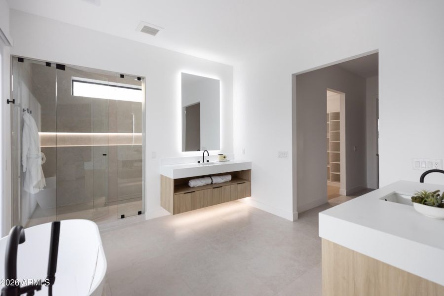 Upstairs En Suite 1 Upstairs En Suite 1