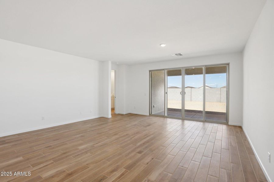 6-web-or-mls-W Camino de Oro-S2409-006