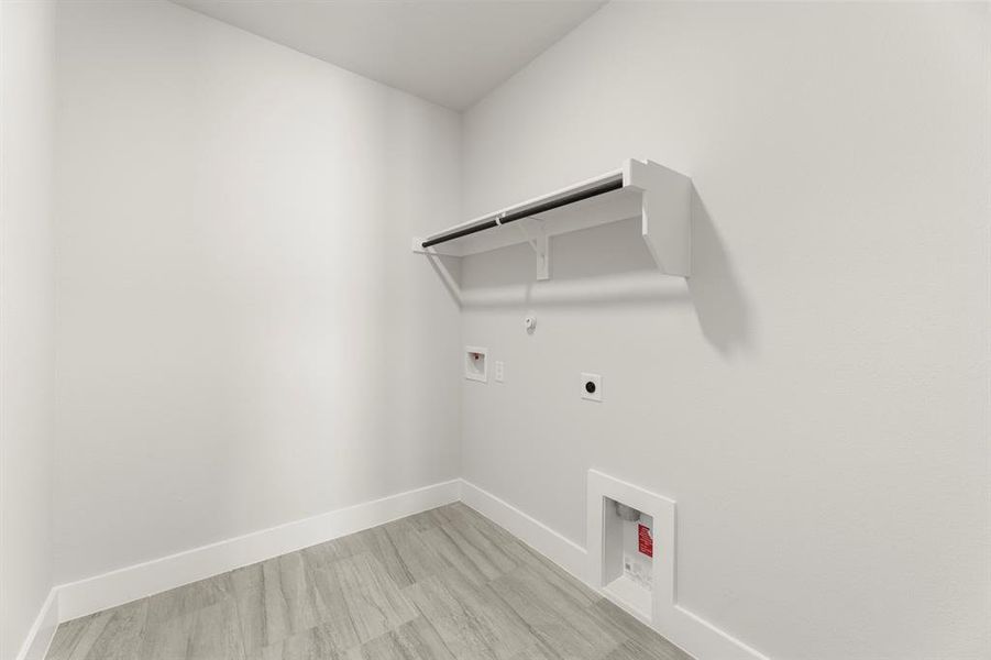 17. 7204 Camilla - Utility