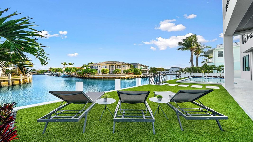 721 NE Marine Dr (41)