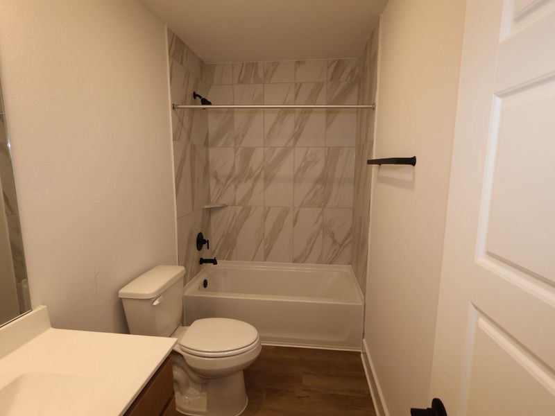 Furnished interior view inside a new home in Lago Mar, Santa Fe (Image 9).