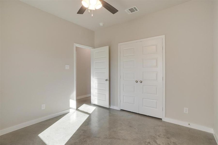 Spacious, unfurnished interior of a new home in , Itasca (Image 23). Spacious, unfurnished interior of a new home in , Itasca (Image 23).
